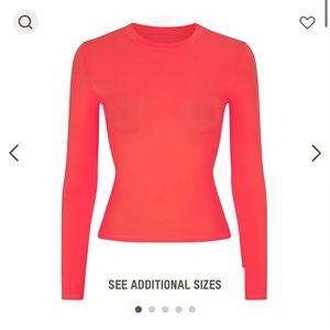 SKIMS fits everybody long sleeve